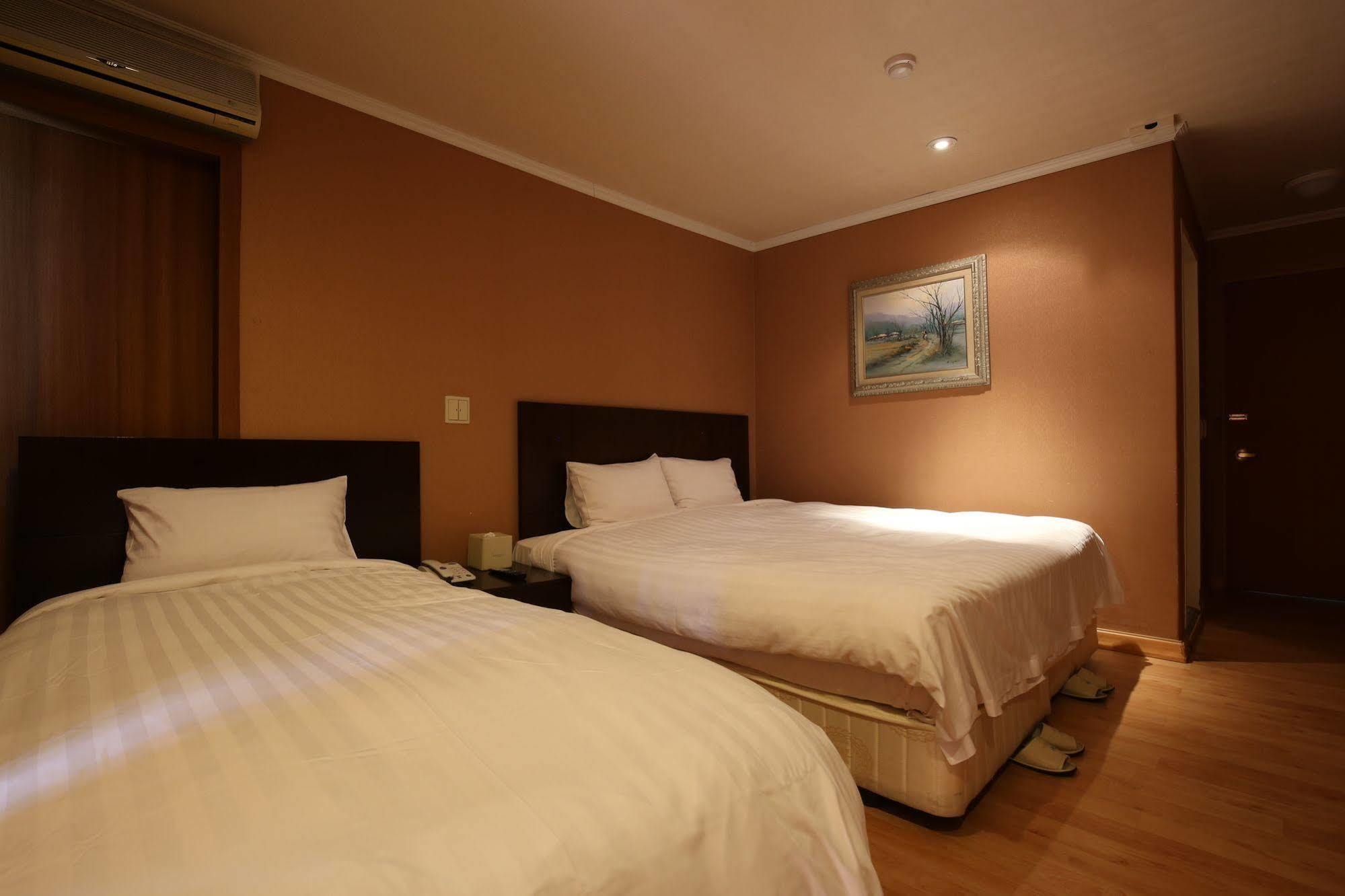 Lake Hills Hotel Songnisan Boeun Eksteriør bilde